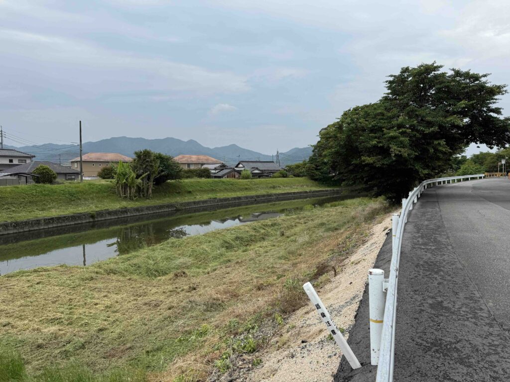 画像：【地域社会貢献行事】吉敷川定期清掃